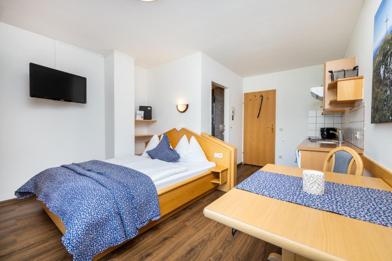 פלאכאו Michis Aparthotel מראה חיצוני תמונה